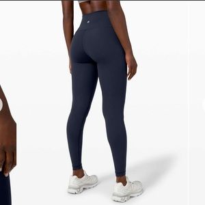 Lululemon Wunder Under HR Full-on Luxtreme 25” True Navy in Size 4